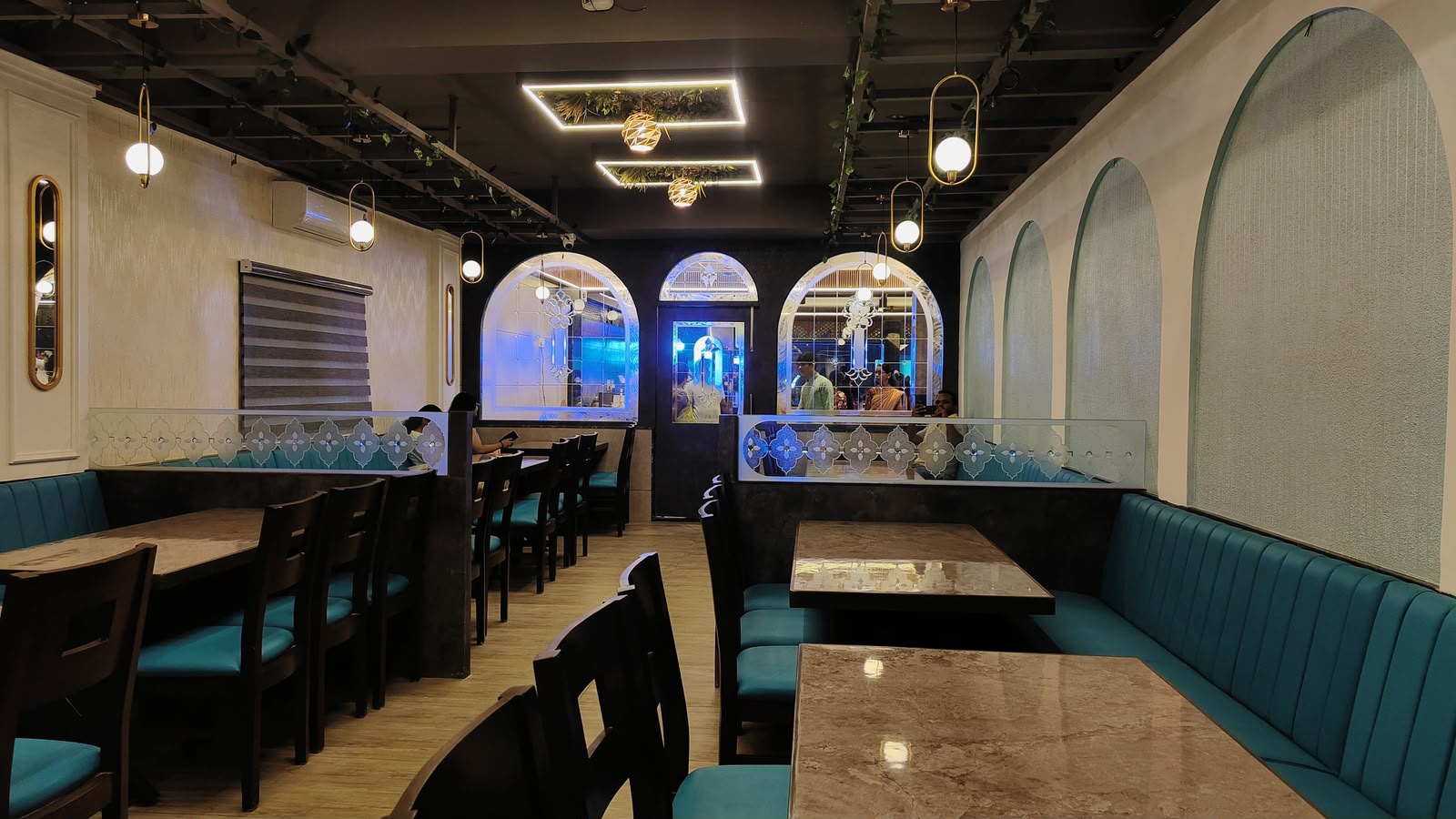 Vasundhara Palace dining area